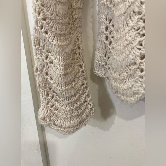 American Eagle Outfitters Medium wool blend sweater chunky knit cream - Picture 4 of 8